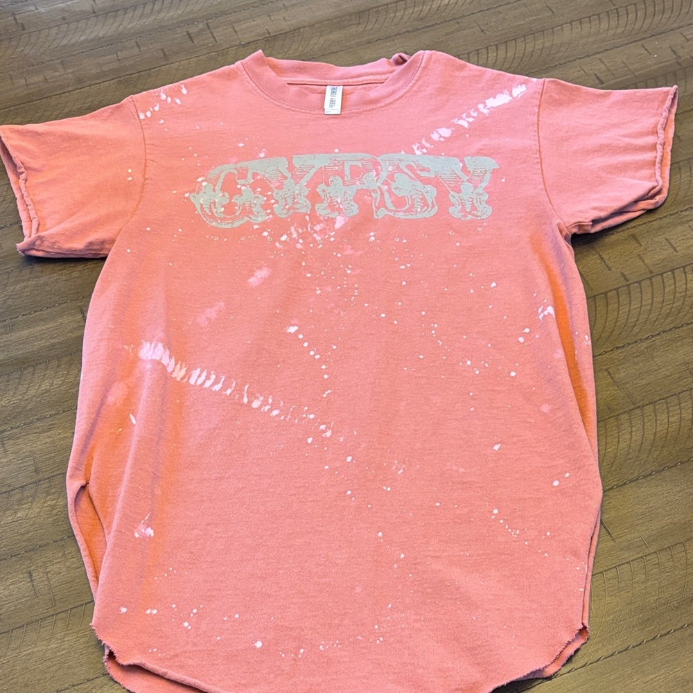 Split hem Gypsy splatter tee